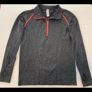 Ivivva long sleeve shirt. LS14-1.